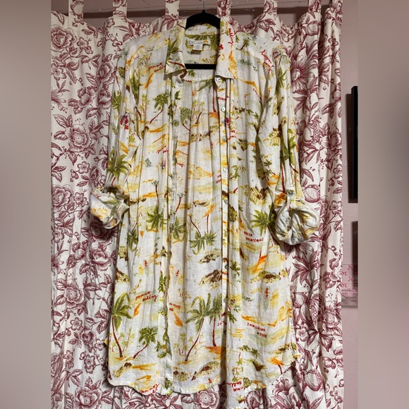 C&C California Floral Print Shirt with Red and Green Accents - Picture 1 of 8